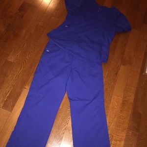 Women’s Scrubs